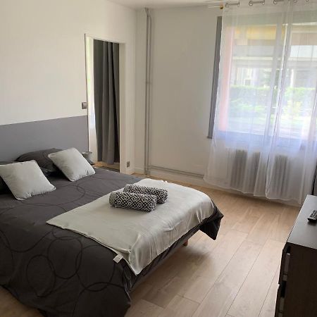 Mission 36 - Wifi - Calme Et Tranquillite - Residence Beausejour Троа Екстериор снимка