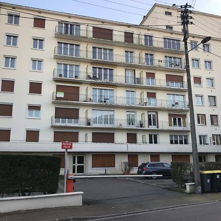 Mission 36 - Wifi - Calme Et Tranquillite - Residence Beausejour Троа Екстериор снимка