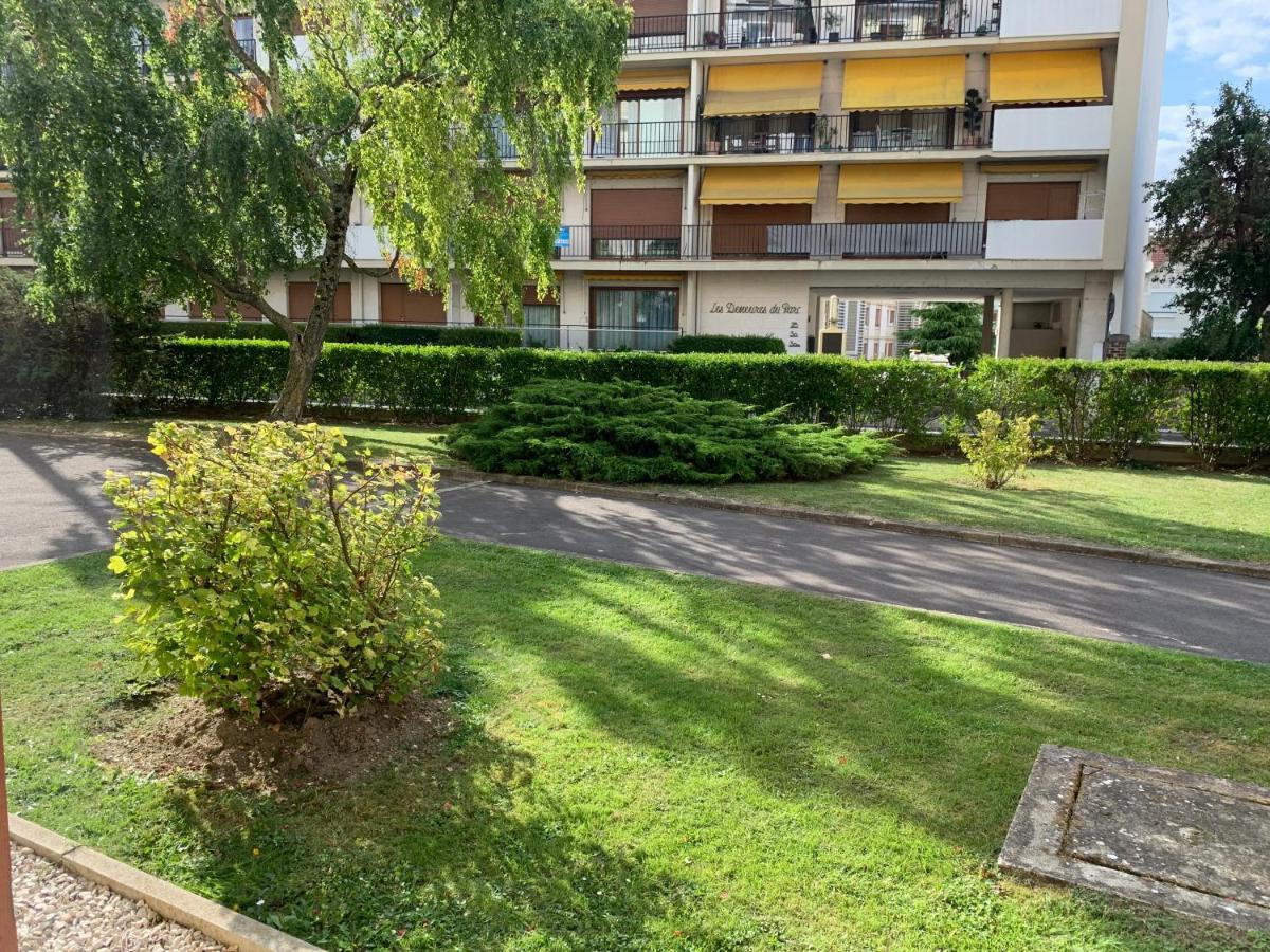 Mission 36 - Wifi - Calme Et Tranquillite - Residence Beausejour Троа Екстериор снимка