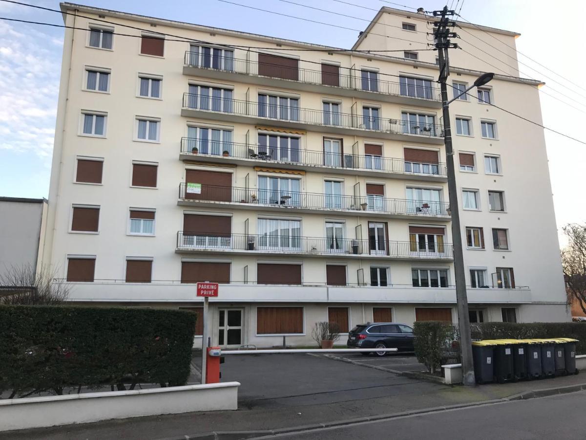 Mission 36 - Wifi - Calme Et Tranquillite - Residence Beausejour Троа Екстериор снимка